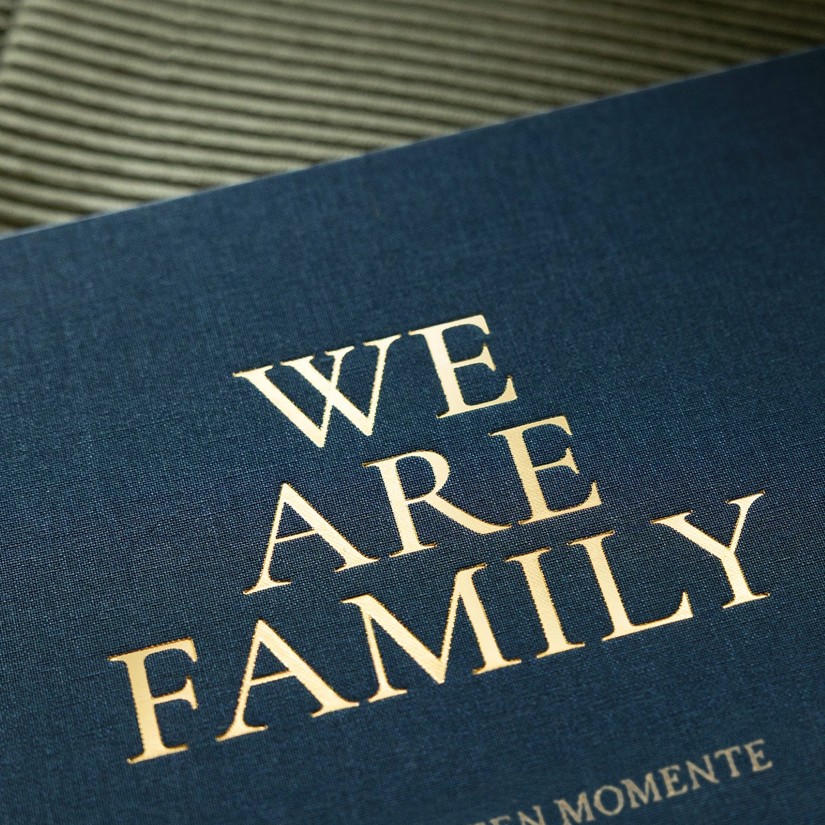 Fotobuch mit Stoffeinband We Are Family