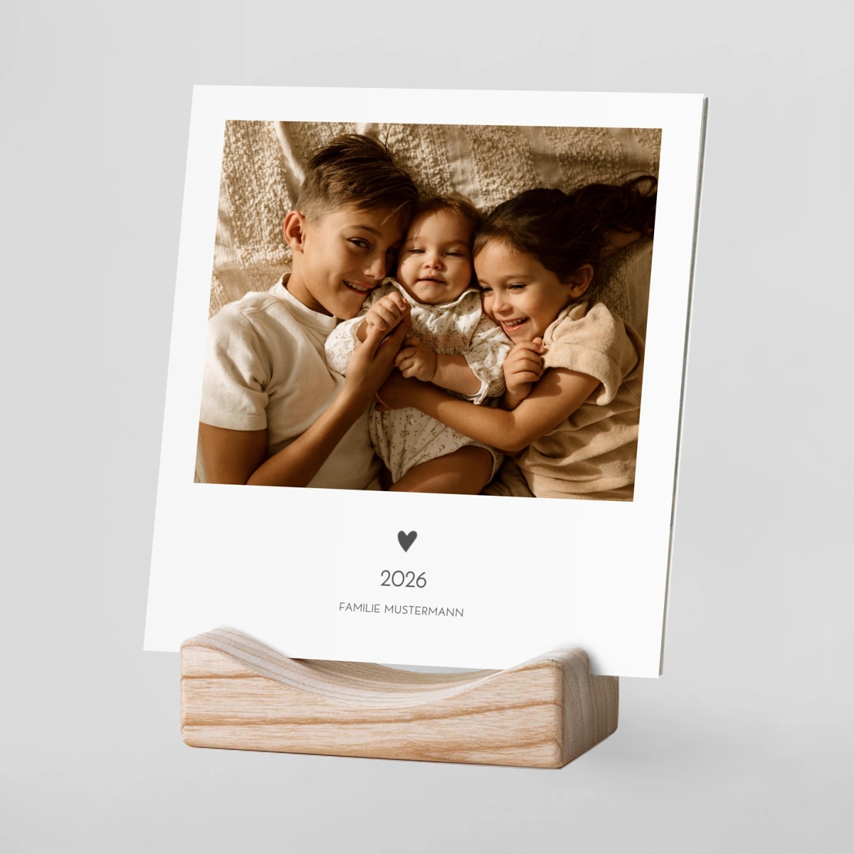 Tischkalender mit Holzfuß Elegant Herz